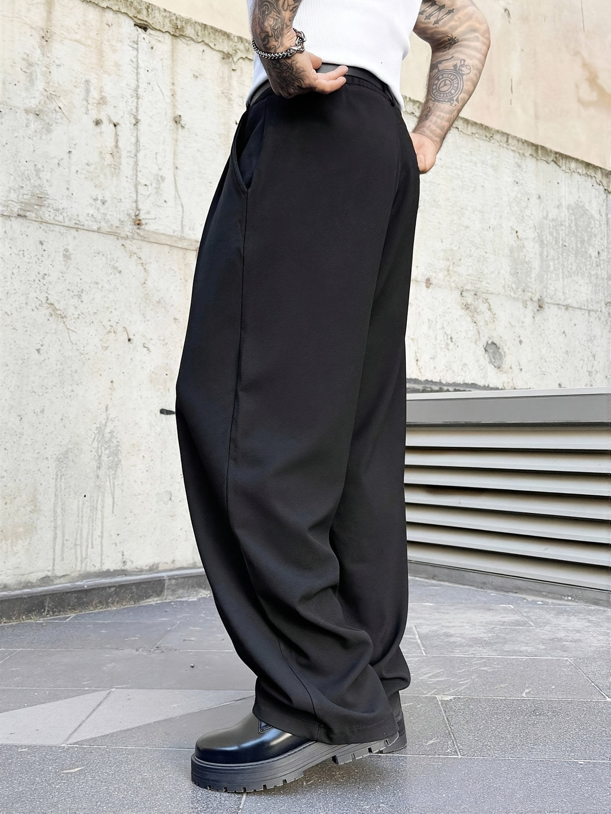 Pantaloni Larghi Uomo con Doppia Pince