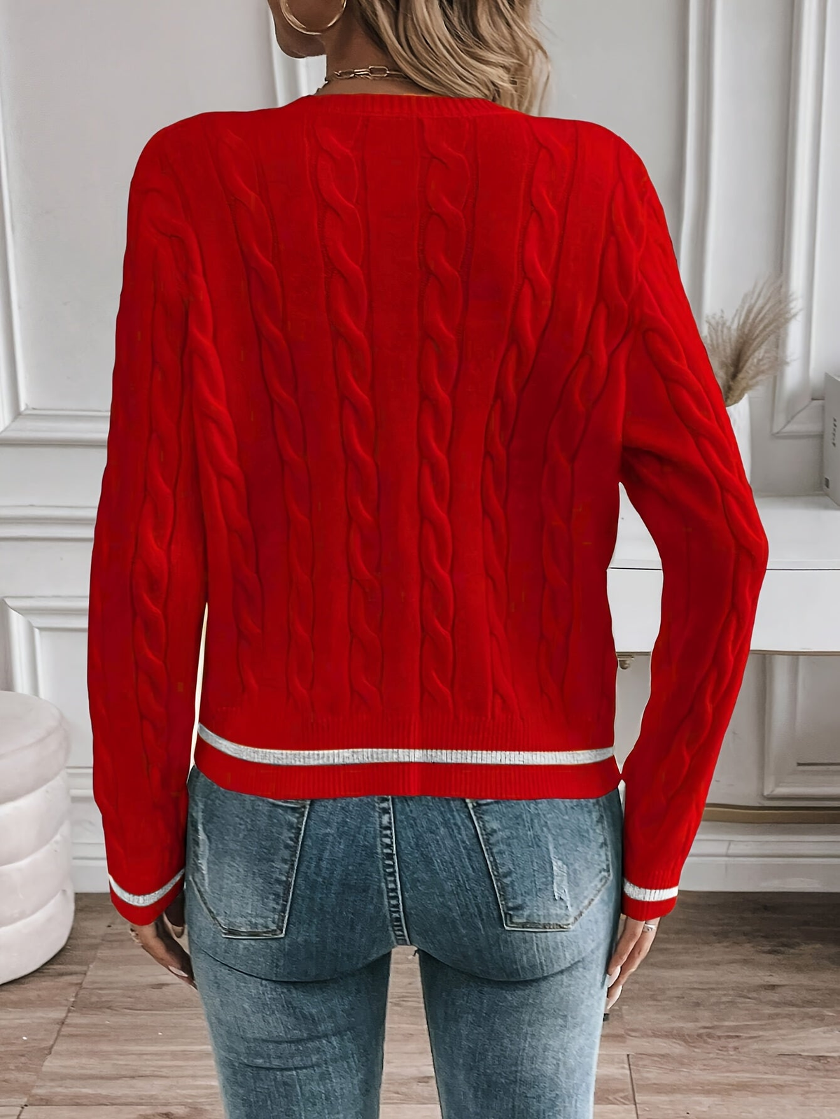 Cardigan Corto Donna a Trecce con Bottoni Dorati – Rosso