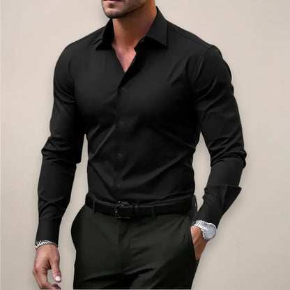 Camicia uomo indossata
