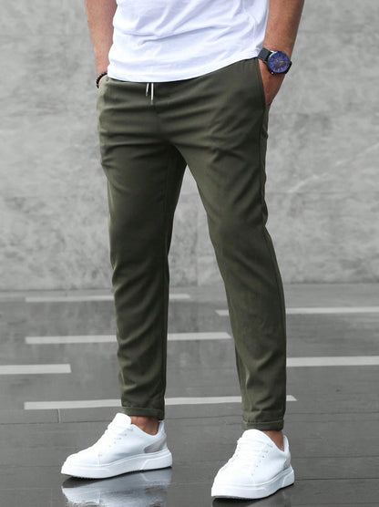 Pantaloni Uomo Elasticizzati Slim Verde Militare