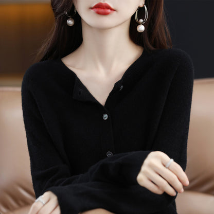 Wool knit cardigan in black