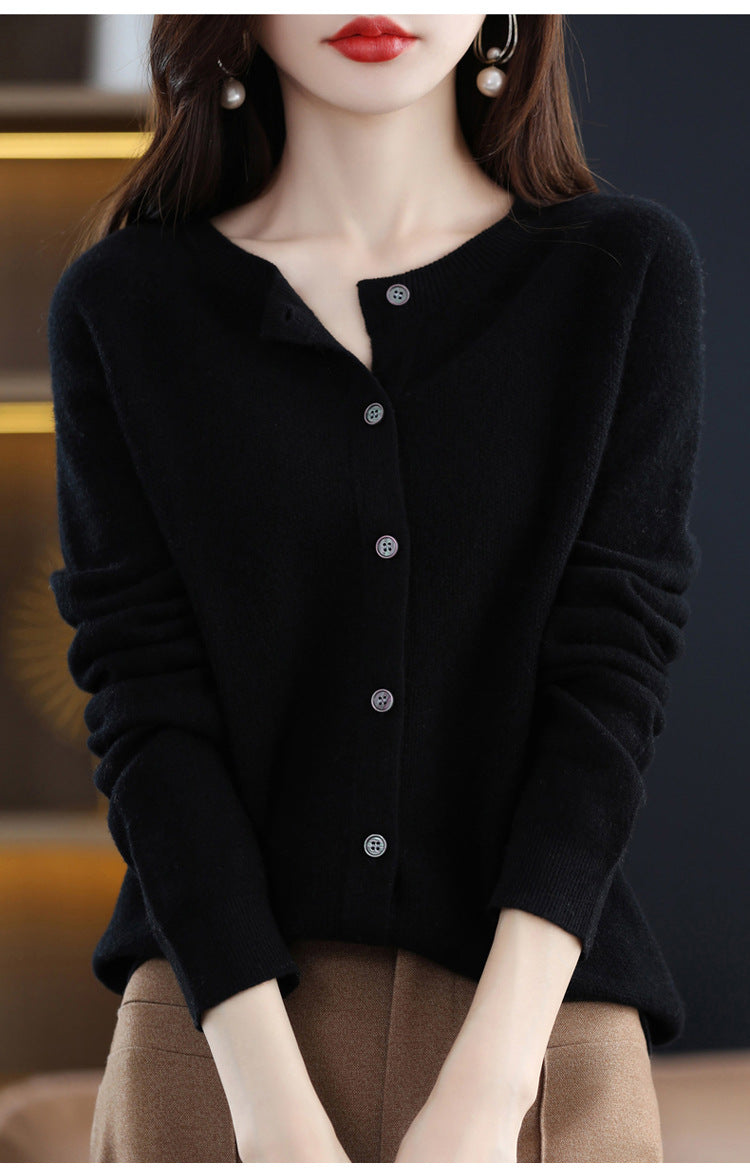 Wool knit cardigan in black