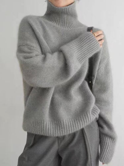 Turtleneck pullover sweater in light grey