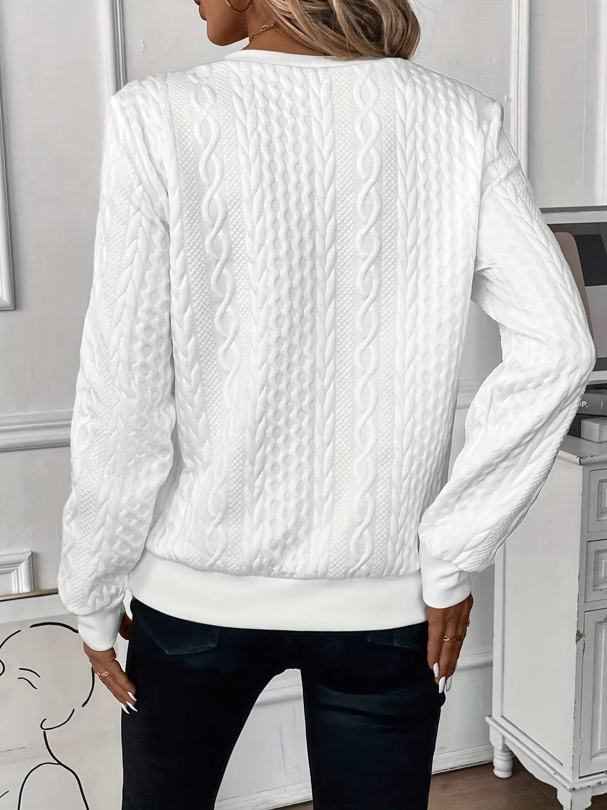 Winnie sweater front
