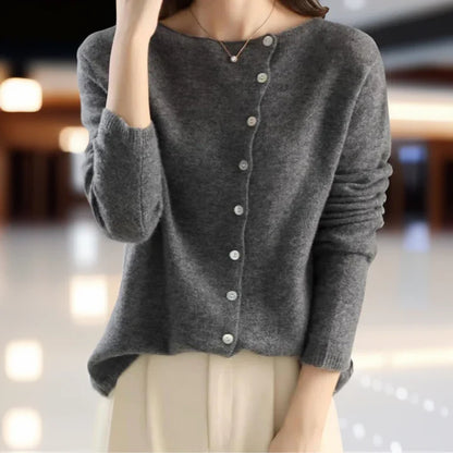 Cardigan donna, dettaglio polsino